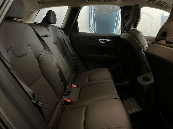 VOLVO-XC60-2026