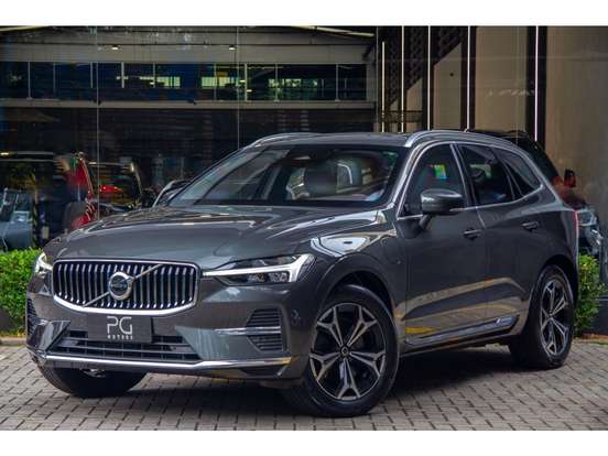 VOLVO-XC60-2022