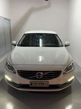 VOLVO-S60-2015