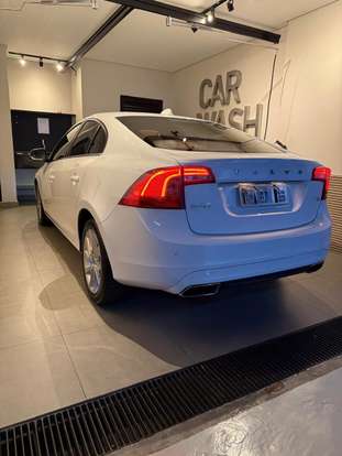 VOLVO-S60-2015