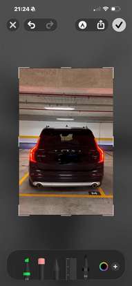 VOLVO-XC90-2017