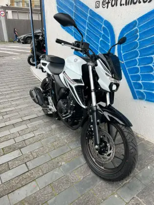 YAMAHA FZ25 FAZER CONNECTED ABS 