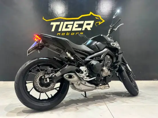 YAMAHA-MT-09 YAMAHA-MT-09-2022