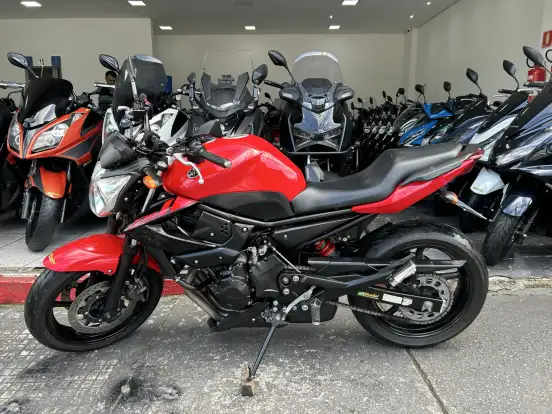 YAMAHA-XJ6 N YAMAHA-XJ6 N-2011