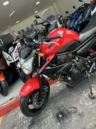 YAMAHA-XJ6 N-2011