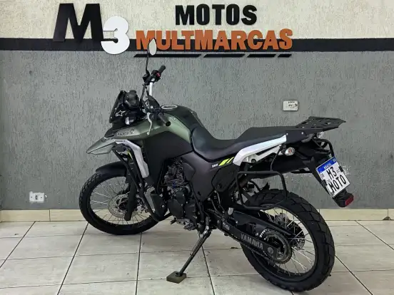 YAMAHA-XTZ 250 LANDER CONNECTED-2025