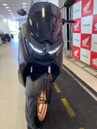 YAMAHA-NMAX CONNECTED 160 ABS-2025