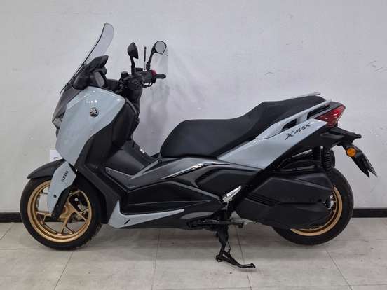 YAMAHA-XMAX 300 CONNECTED ABS-2026