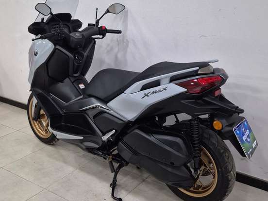 YAMAHA-XMAX 300 CONNECTED ABS-2026