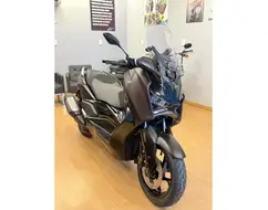 YAMAHA XMAX 300 CONNECTED ABS YAMAHA XMAX 300 CONNECTED ABS
