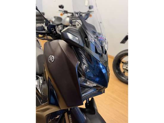 YAMAHA-XMAX 300 CONNECTED ABS-2025