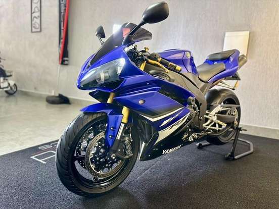 YAMAHA-YZF R1-2008