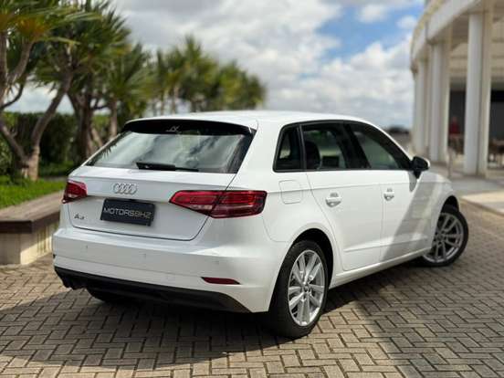 AUDI-A3-1.4 TFSI GASOLINA SPORTBACK PRESTIGE PLUS S-TRONIC AUDI-A3-2019