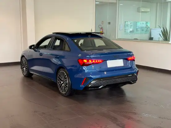 AUDI-A3-2.0 TFSI GASOLINA SEDAN PERFORMANCE BLACK S-TRONIC AUDI-A3-2024