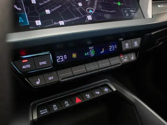 AUDI-A3-2024