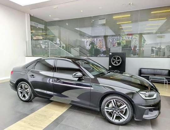 AUDI-A4-2024