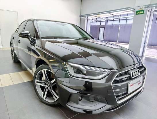 AUDI-A4-2024