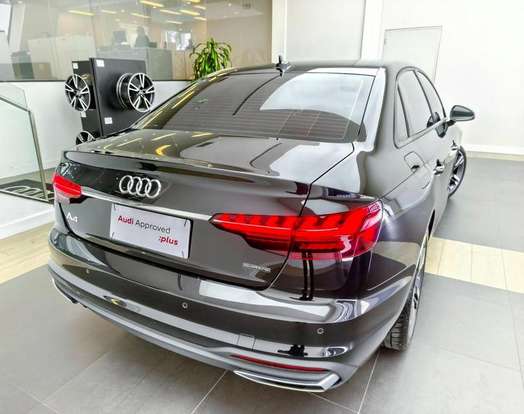 AUDI-A4-2024