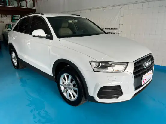 AUDI-Q3-2015