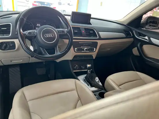 AUDI-Q3-2015