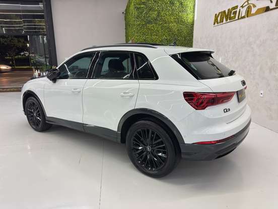 AUDI-Q3-2020