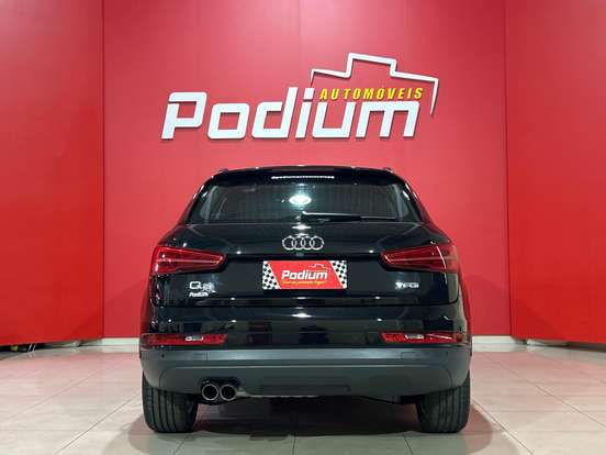 AUDI-Q3-2018