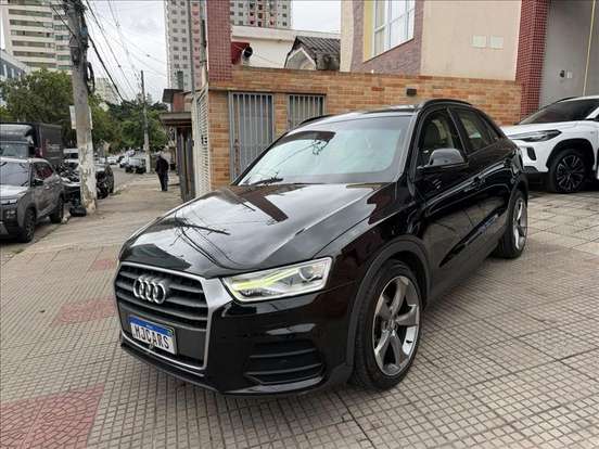 AUDI-Q3-2018