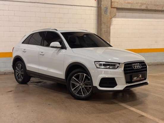 AUDI-Q3-2018