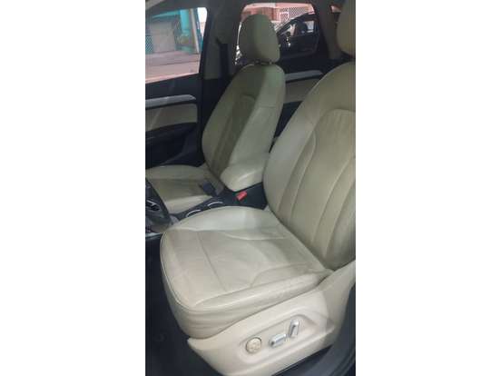 AUDI-Q3-2015
