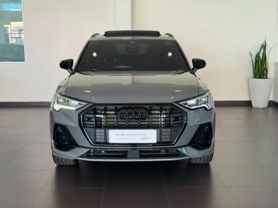 AUDI-Q3-2024