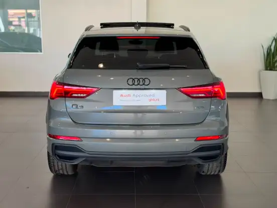 AUDI-Q3-2.0 40 TFSI GASOLINA PERFORMANCE BLACK PLUS QUATTRO TIPTRONIC AUDI-Q3-2024