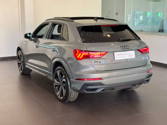 AUDI-Q3-2.0 40 TFSI GASOLINA PERFORMANCE BLACK PLUS QUATTRO TIPTRONIC AUDI-Q3-2024