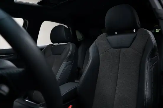 AUDI-Q3-2022