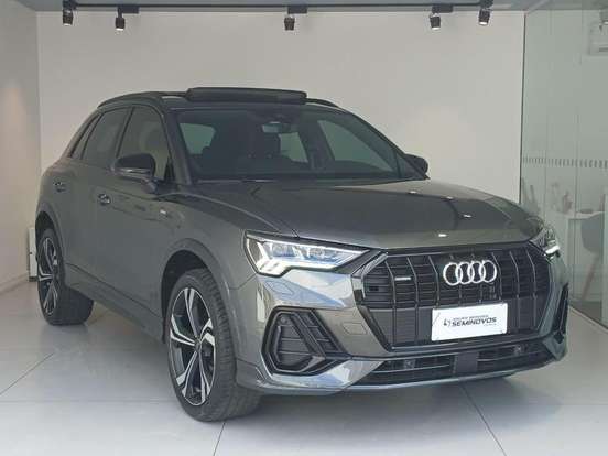 AUDI-Q3-2023