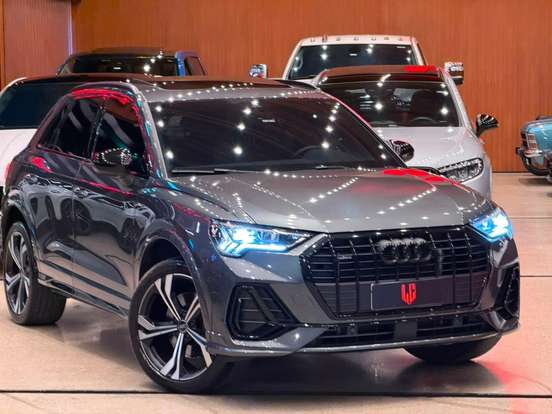 AUDI-Q3-2024