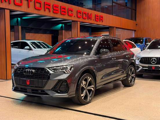 AUDI-Q3-2.0 40 TFSI GASOLINA PERFORMANCE BLACK QUATTRO TIPTRONIC AUDI-Q3-2024