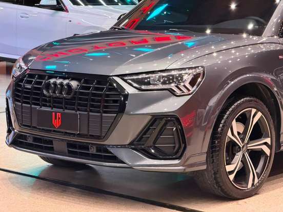 AUDI-Q3-2024