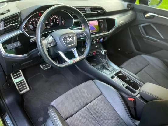 AUDI-Q3-2.0 40 TFSI GASOLINA PERFORMANCE QUATTRO TIPTRONIC AUDI-Q3-2024
