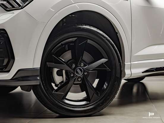 AUDI-Q3-2.0 40 TFSI GASOLINA SPORTBACK PERFORMANCE BLACK QUATTRO TIPTRONIC AUDI-Q3-2022