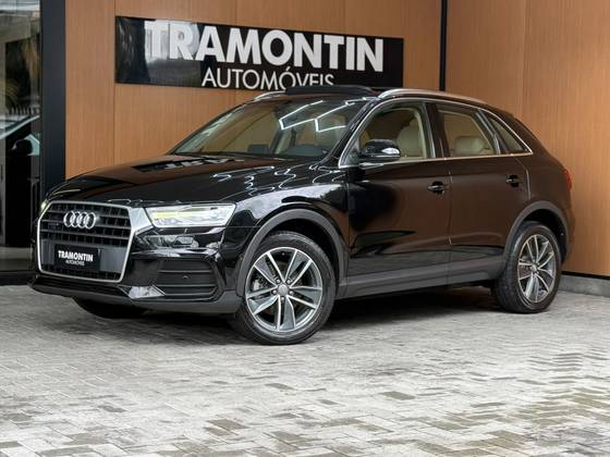 Audi Q3 2.0 Tfsi Ambiente Quattro 4P Gasolina S Tronic