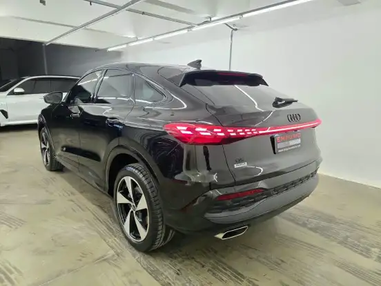 AUDI-Q5-2.0 55 TFSIE PHEV SPORTBACK PERFORMANCE BLACK QUATTRO S TRONIC AUDI-Q5-2024