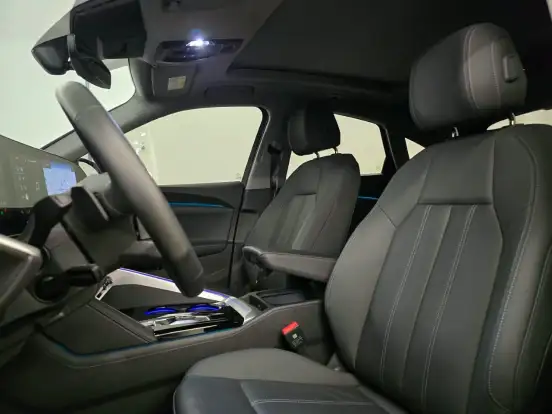 AUDI-Q5-2024