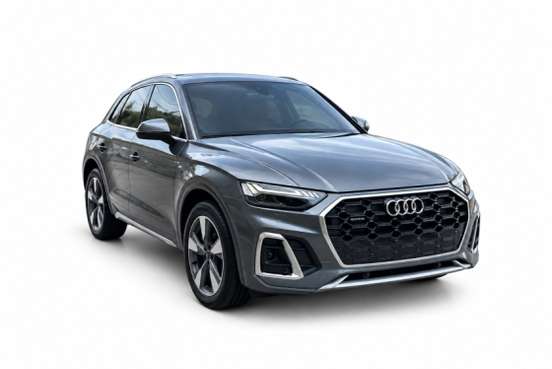 AUDI-Q5-2022