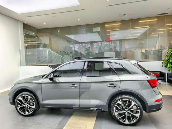 AUDI-Q5-2.0 45 TFSI GASOLINA S LINE BLACK QUATTRO S TRONIC AUDI-Q5-2024