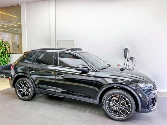 AUDI-Q5-2.0 45 TFSI GASOLINA S LINE BLACK QUATTRO S TRONIC AUDI-Q5-2024