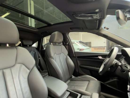 AUDI-Q5-2024