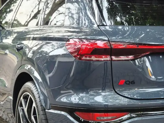 AUDI-Q6 E-TRON-100 KW ELÉTRICO PERFORMANCE BLACK QUATTRO AUDI-Q6 E-TRON-2024