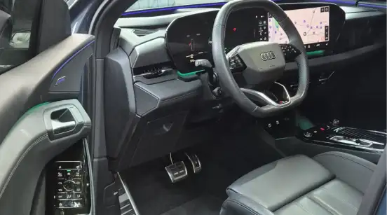 AUDI-Q6 E-TRON-2024