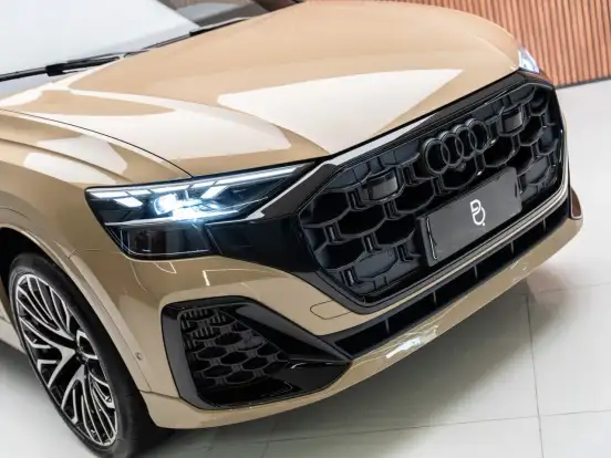AUDI-Q8-2025