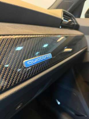 AUDI-RS Q3-2020